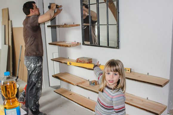 Artisserie: diy schwebendes bücherregal